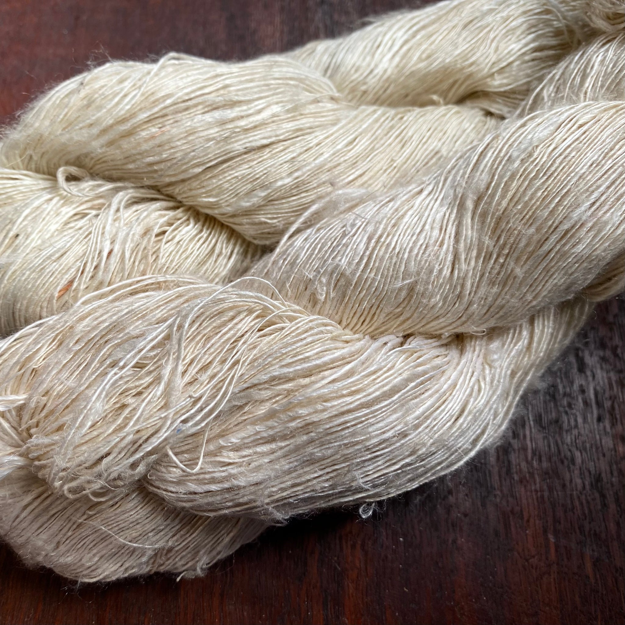 Shiny Mulberry Silk Ball ‘Noil’