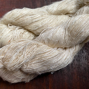 Shiny Mulberry Silk Ball ‘Noil’